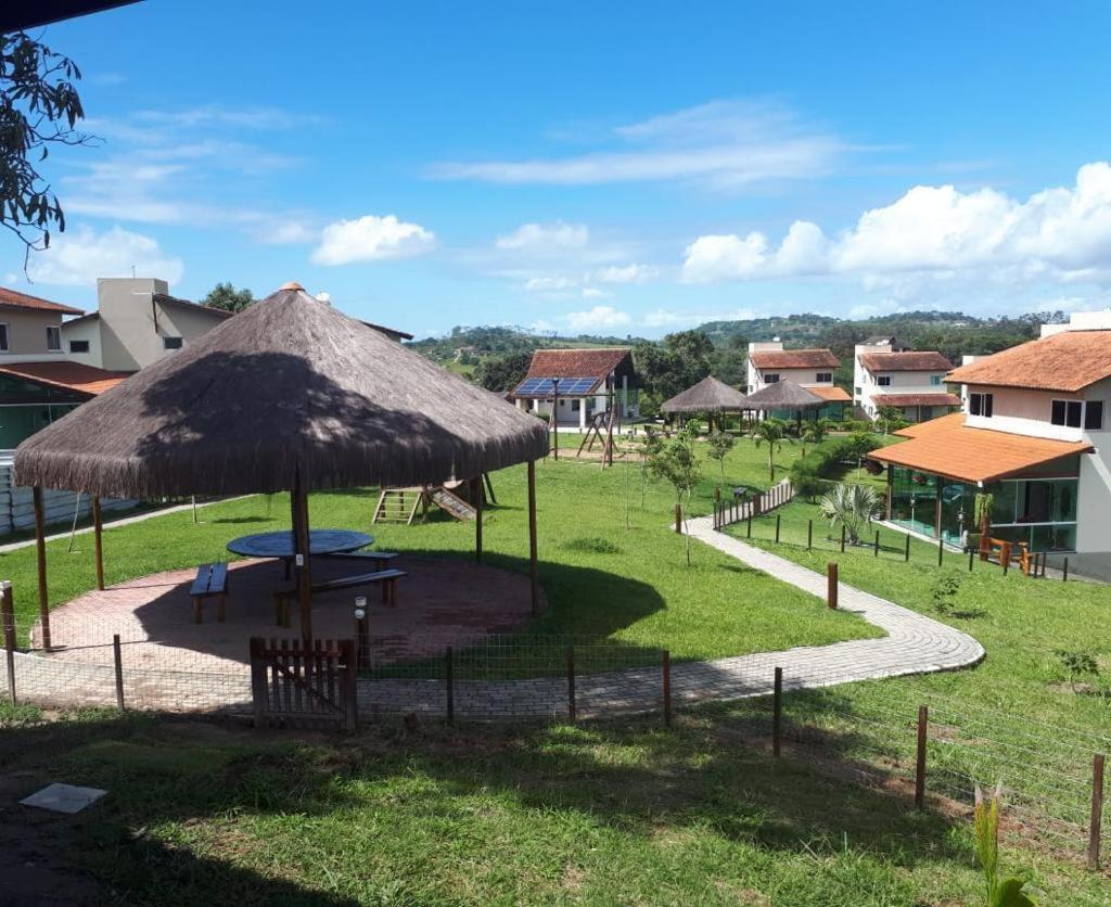 Casa Totalmente Equipada Ampla E Confortavel Em Condominio - Cha Grande-Pe Esterno foto